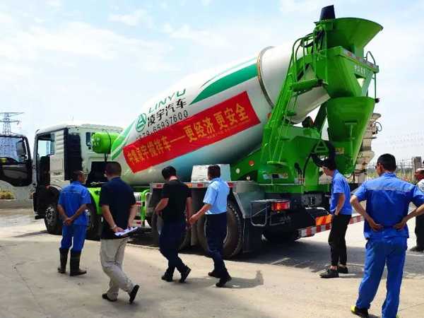 中集凌宇攪拌車全國巡展繼續(xù)：出征安徽，這一組合果然豪橫！